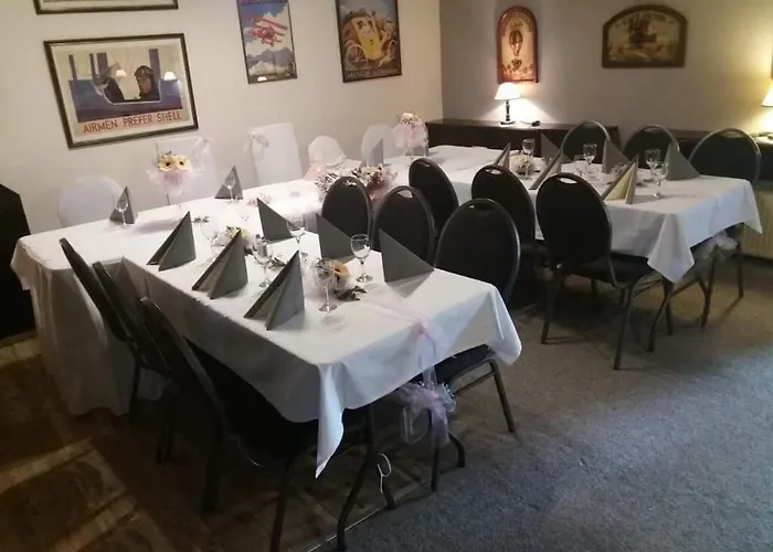 Restaurace-penzion U Pilota 3* Kněževes